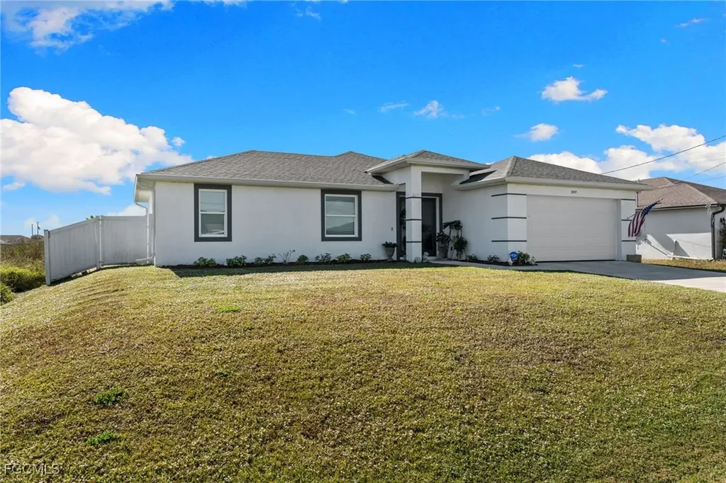 2617 42nd Street SW Lehigh Acres FL 33976