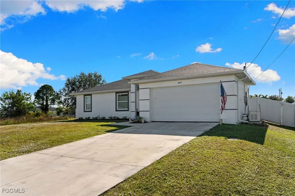 2617 42nd Street SW Lehigh Acres FL 33976