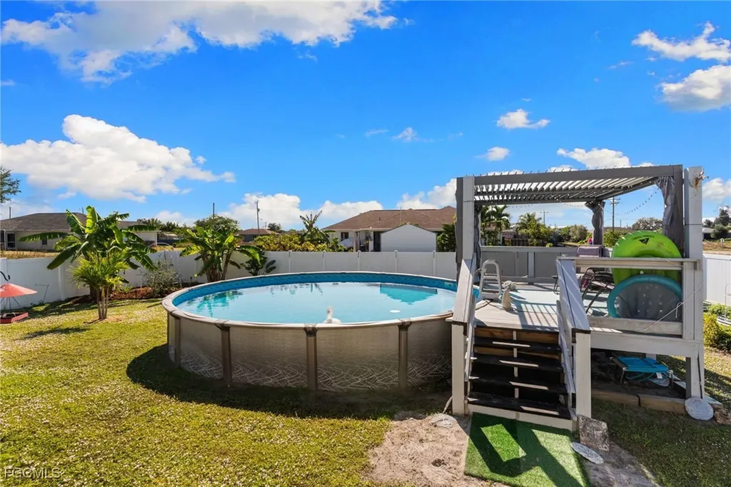 2617 42nd Street SW Lehigh Acres FL 33976