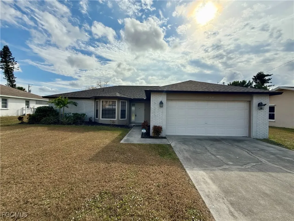 1038 NE Van Loon Terrace Cape Coral FL 33909