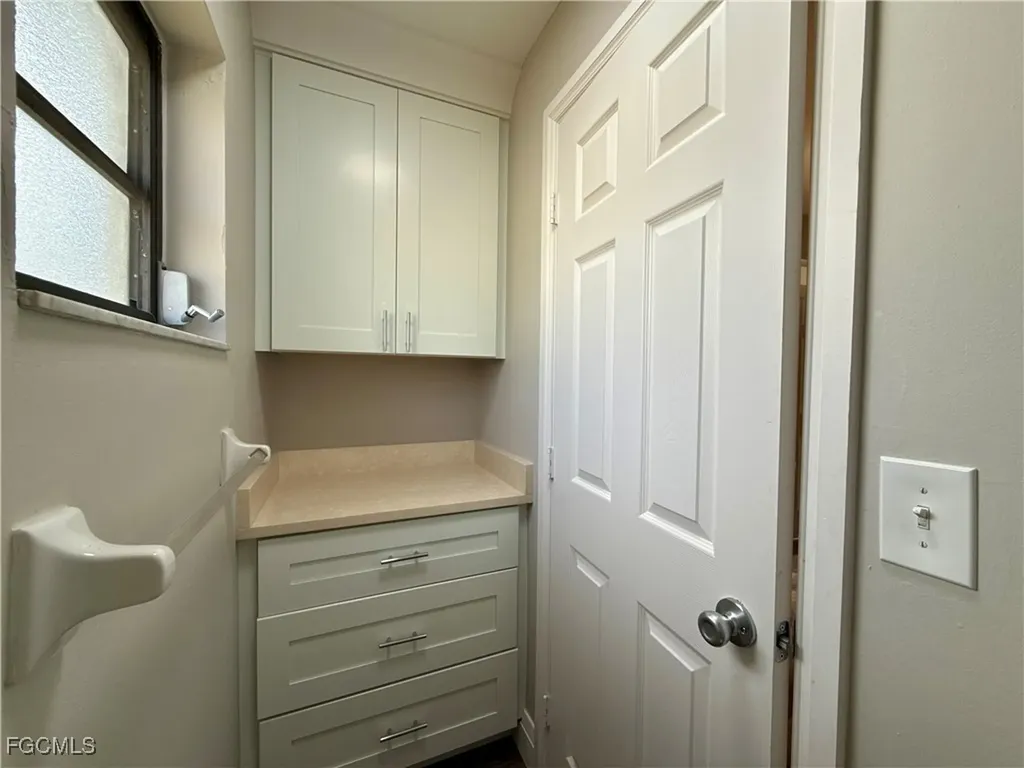 1038 NE Van Loon Terrace Cape Coral FL 33909