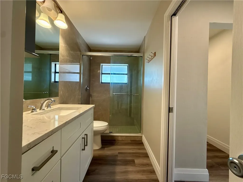 1038 NE Van Loon Terrace Cape Coral FL 33909