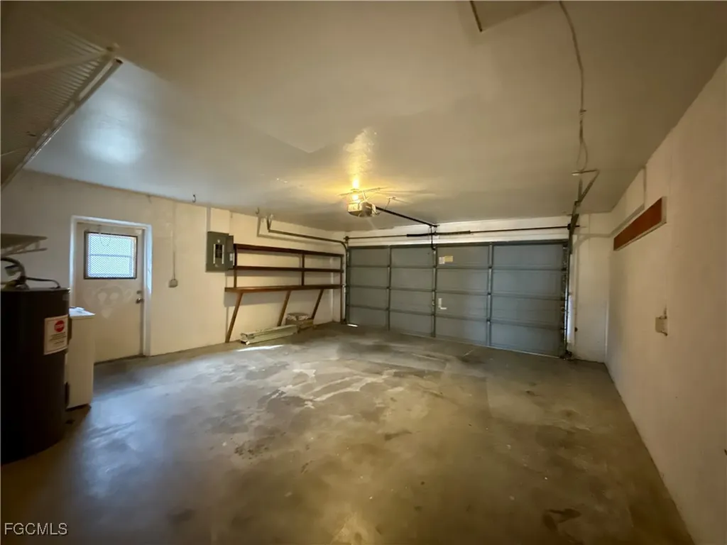 1038 NE Van Loon Terrace Cape Coral FL 33909