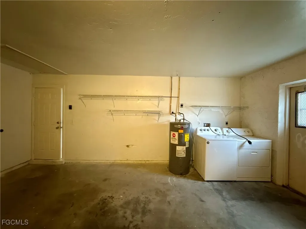 1038 NE Van Loon Terrace Cape Coral FL 33909