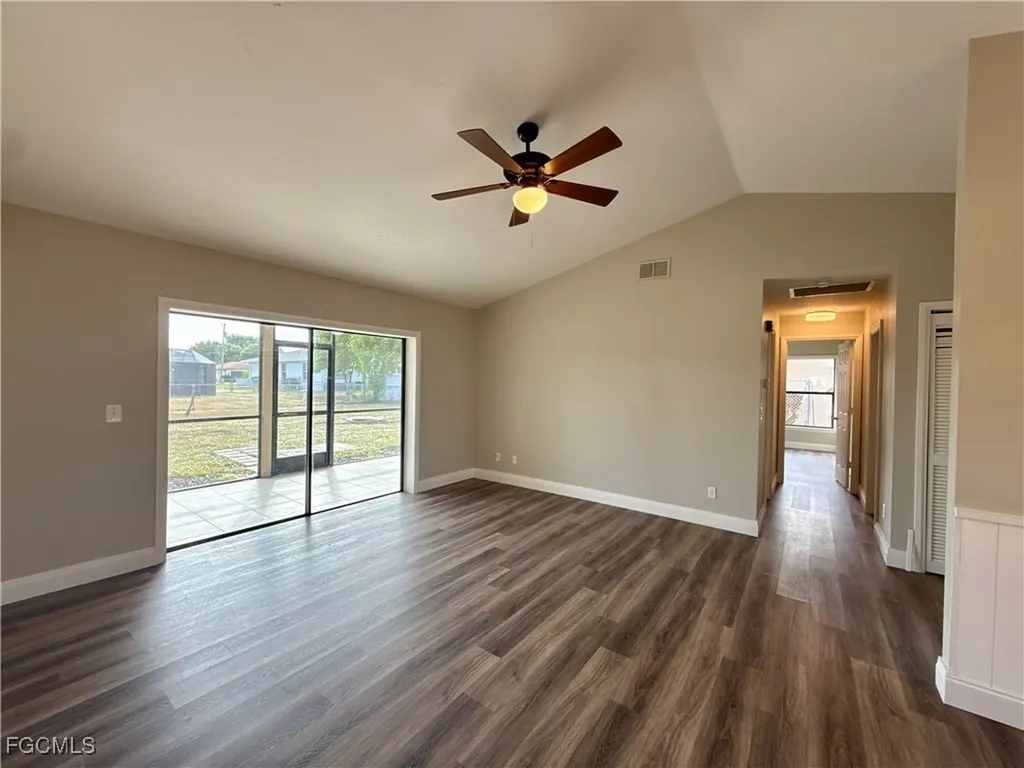 1038 NE Van Loon Terrace Cape Coral FL 33909