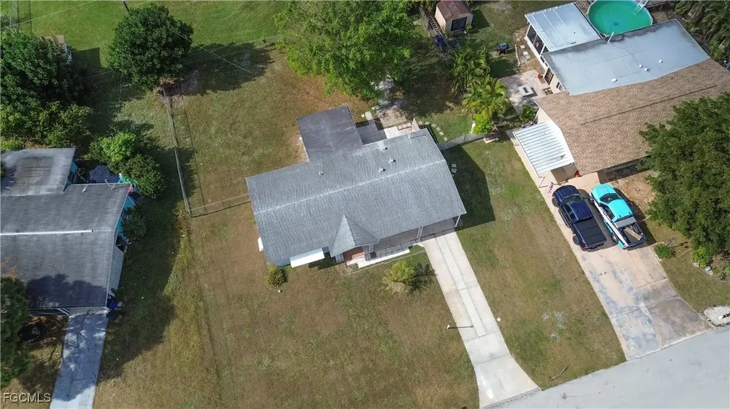 348 Crestwood Avenue Lehigh Acres FL 33936