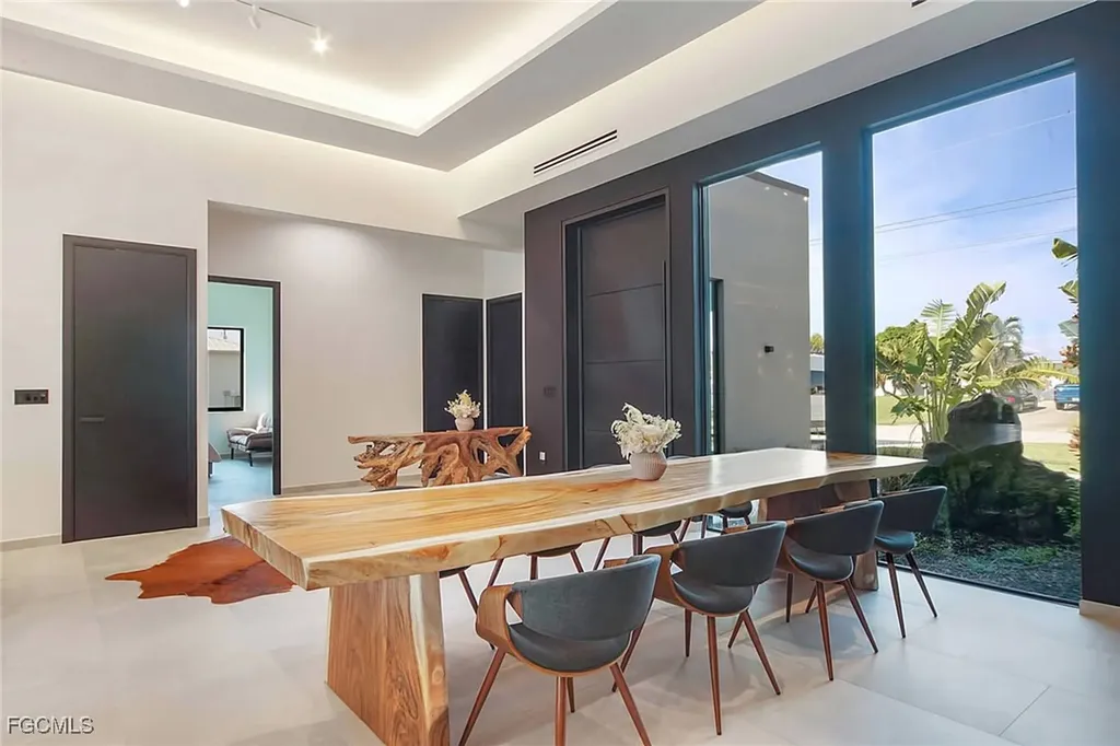 3311 SW 11th Court Cape Coral FL 33914