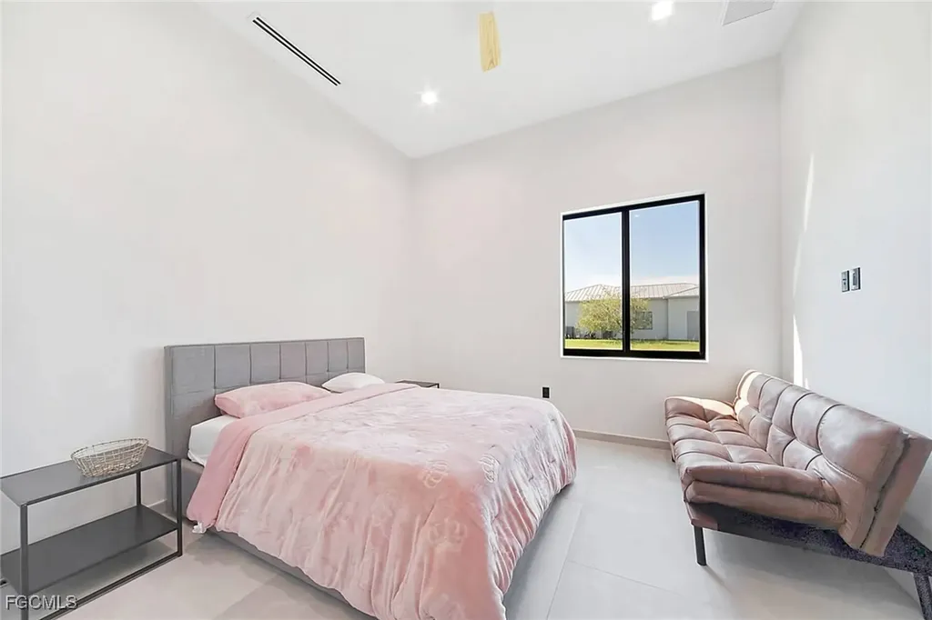 3311 SW 11th Court Cape Coral FL 33914