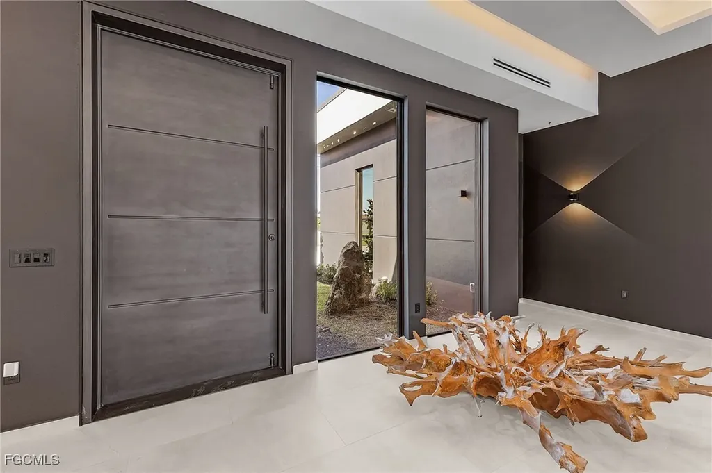 3311 SW 11th Court Cape Coral FL 33914