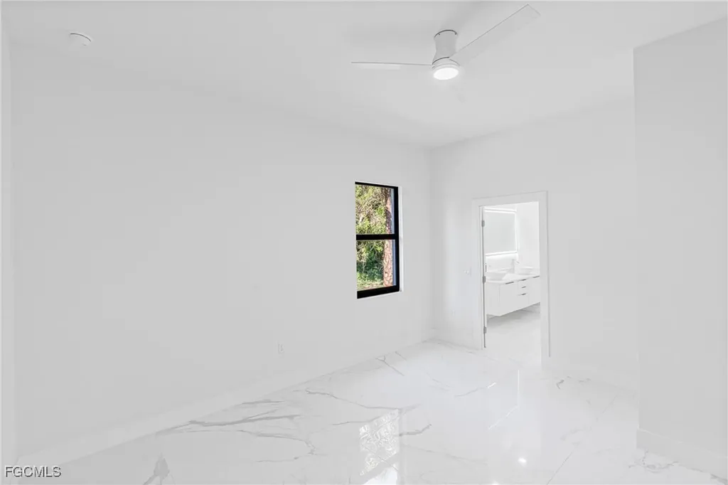 5037 Pinetree Circle Labelle FL 33935