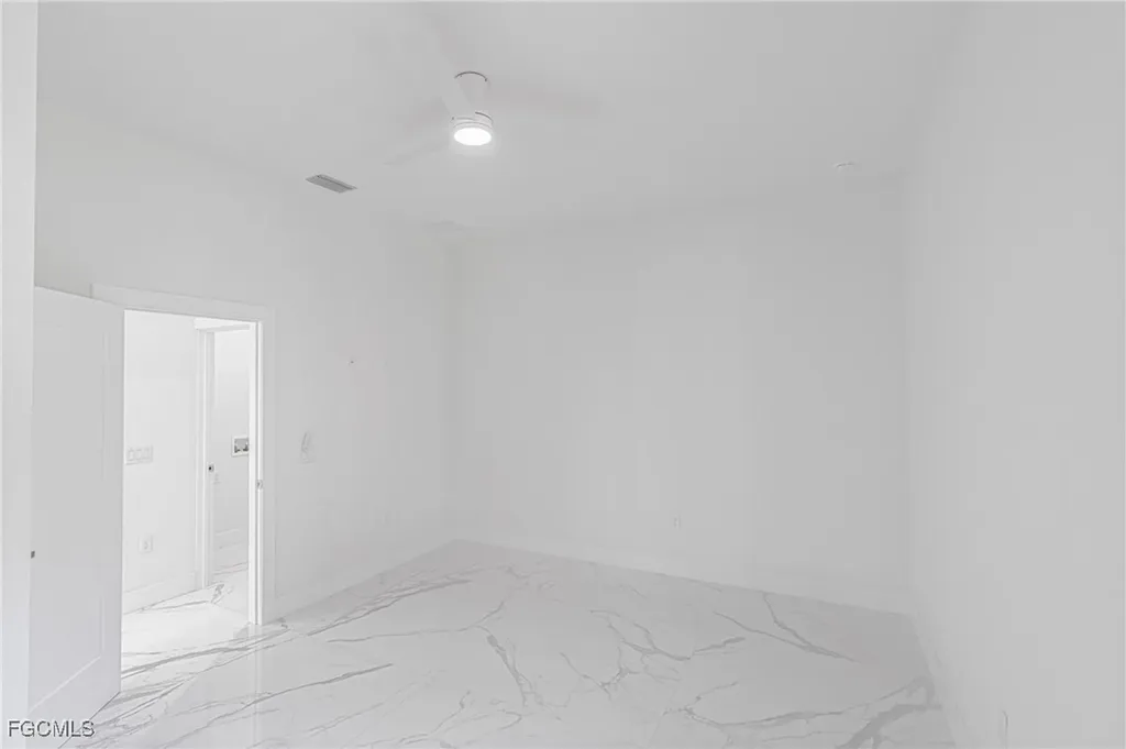 5037 Pinetree Circle Labelle FL 33935