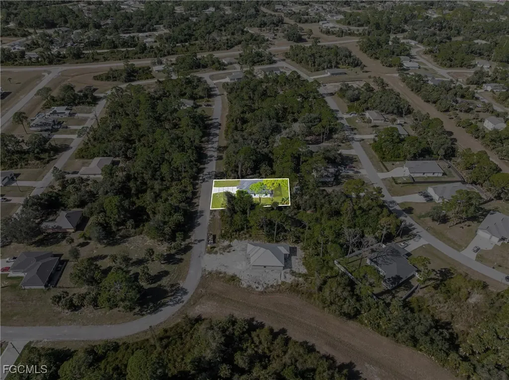 5037 Pinetree Circle Labelle FL 33935