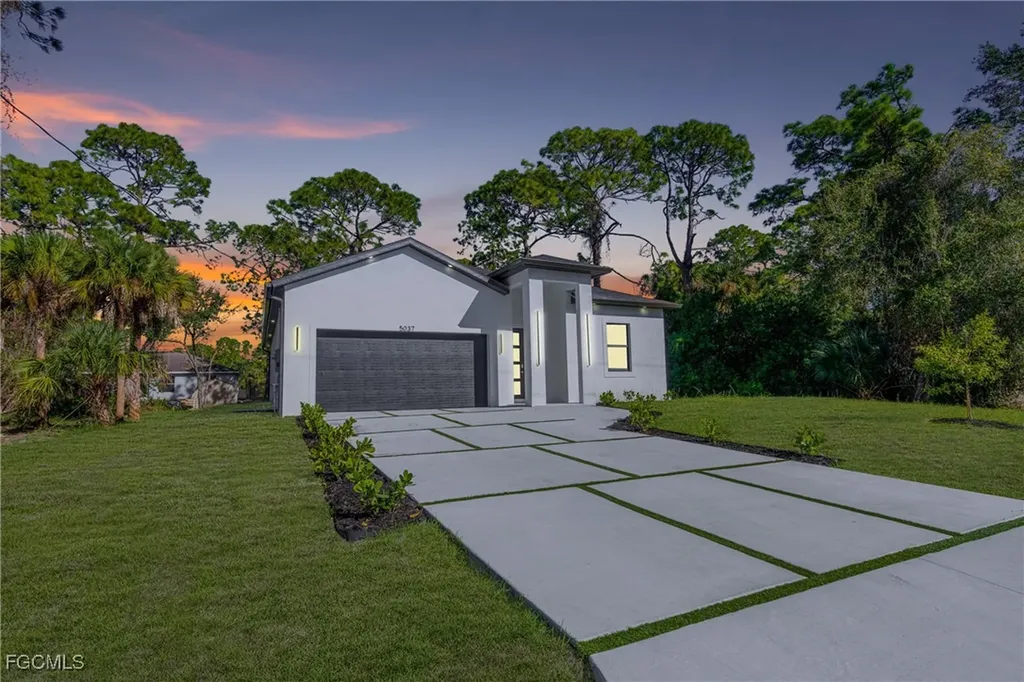 5037 Pinetree Circle Labelle FL 33935