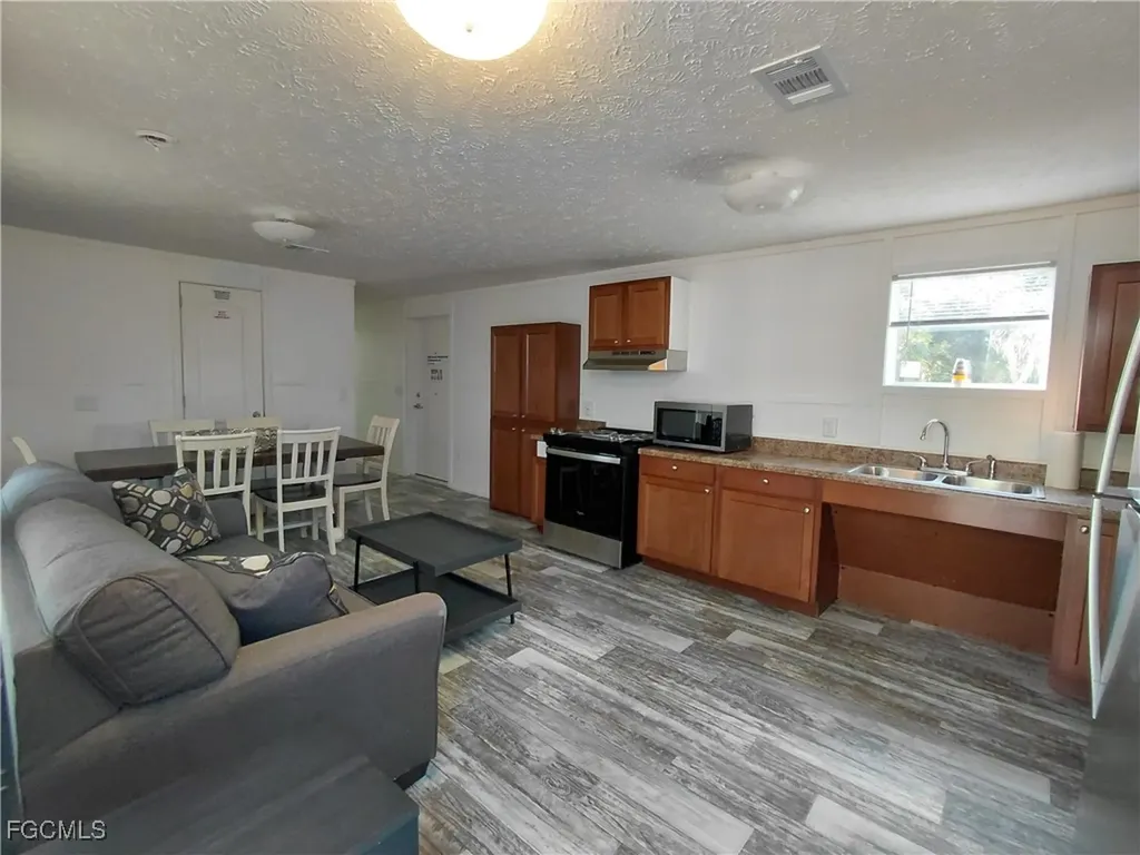 630 S Trebol Street Clewiston FL 33440