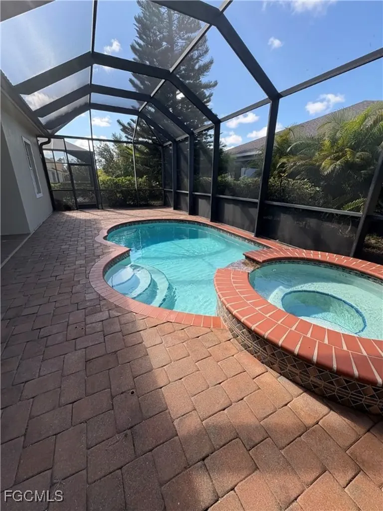 9145 Leatherwood Loop Lehigh Acres FL 33936