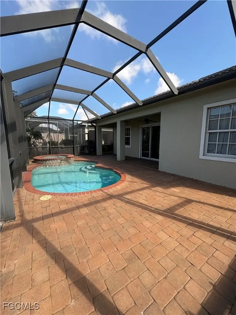 9145 Leatherwood Loop Lehigh Acres FL 33936
