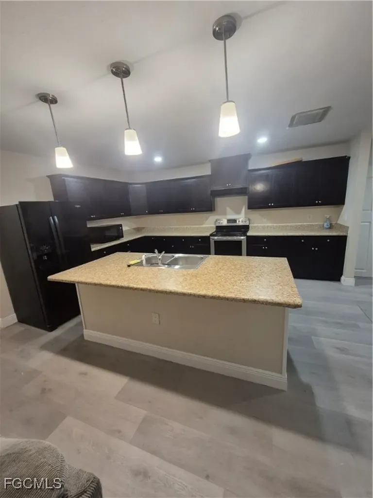 3566 Evans Avenue Fort Myers FL 33901