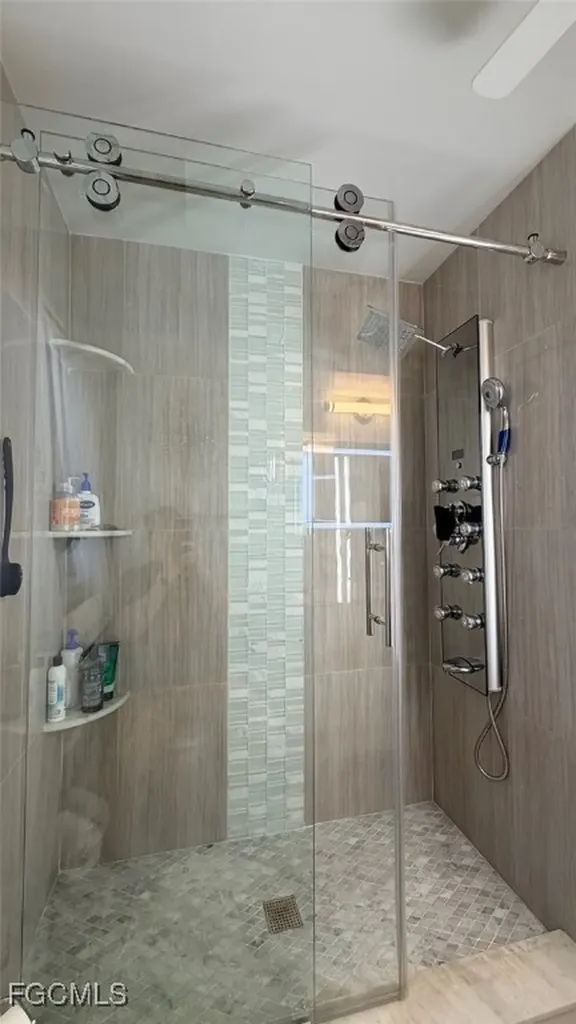 1709 SE 44th Terrace Cape Coral FL 33904