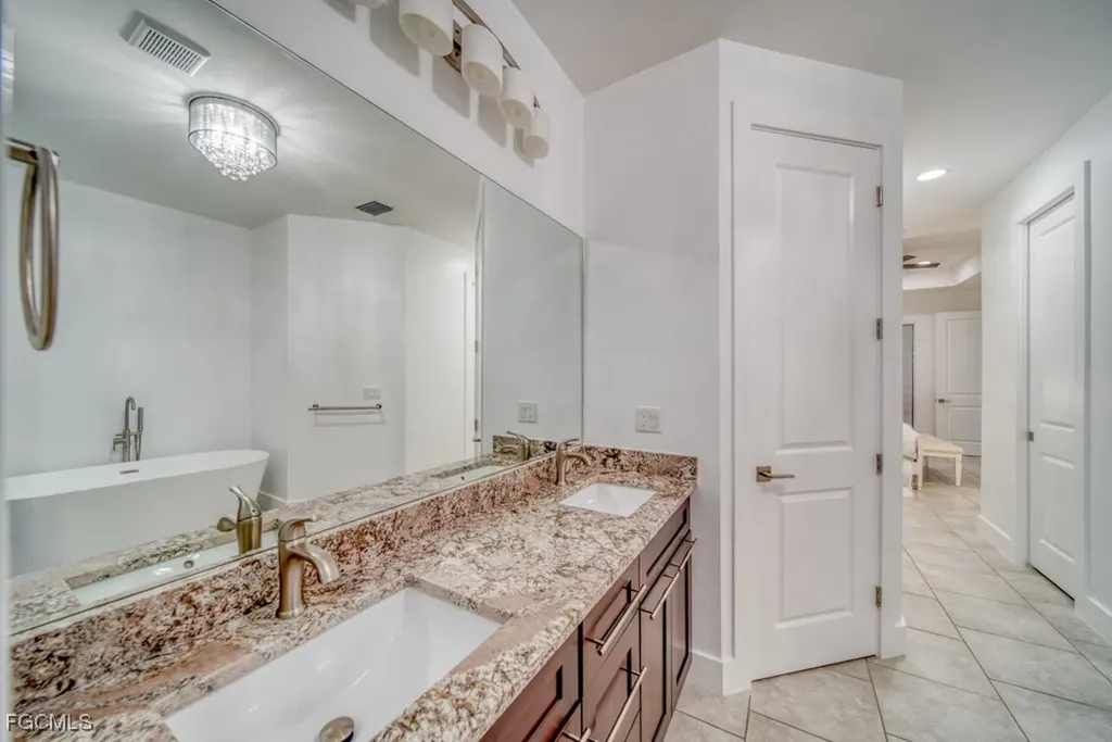 1528 NW 24th Place Cape Coral FL 33993