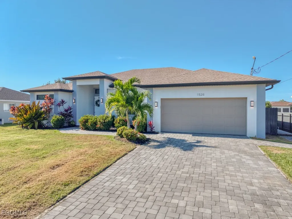 1528 NW 24th Place Cape Coral FL 33993