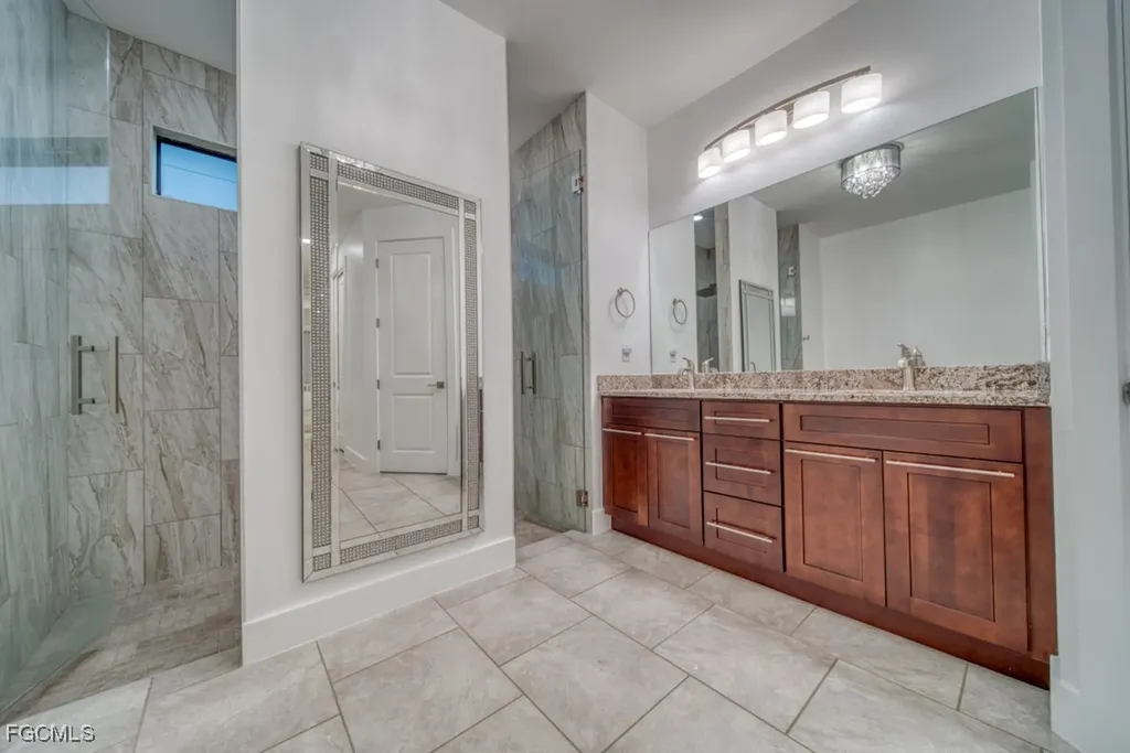 1528 NW 24th Place Cape Coral FL 33993