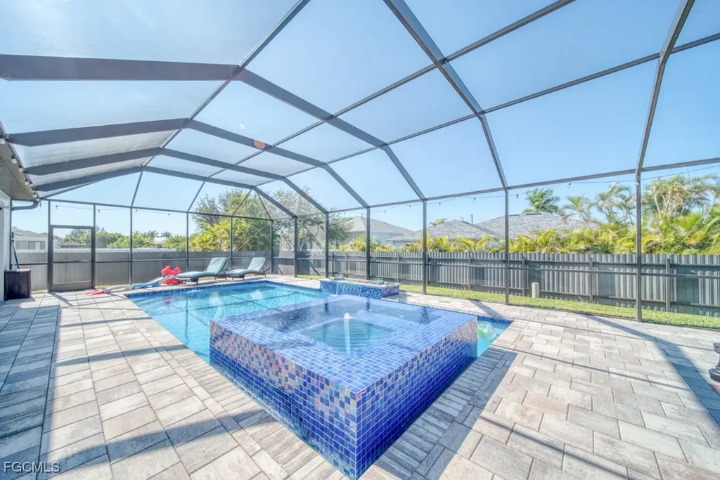 1528 NW 24th Place Cape Coral FL 33993