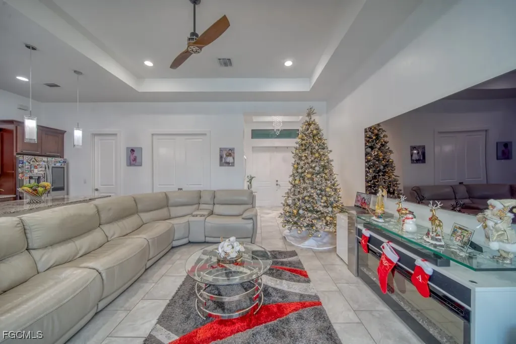 1528 NW 24th Place Cape Coral FL 33993