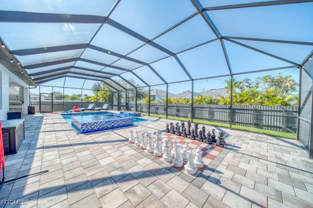 1528 NW 24th Place Cape Coral FL 33993