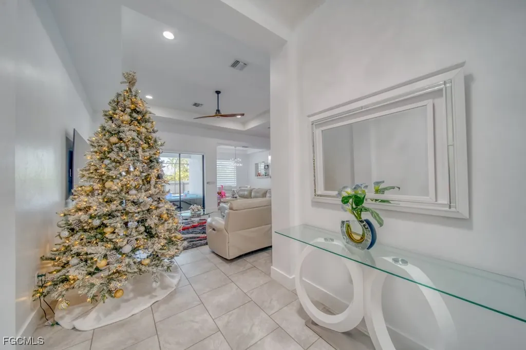 1528 NW 24th Place Cape Coral FL 33993