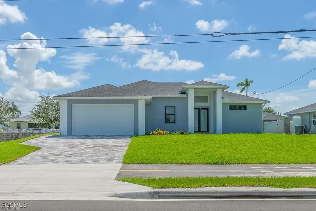 2109 El Dorado Boulevard N Cape Coral FL 33993
