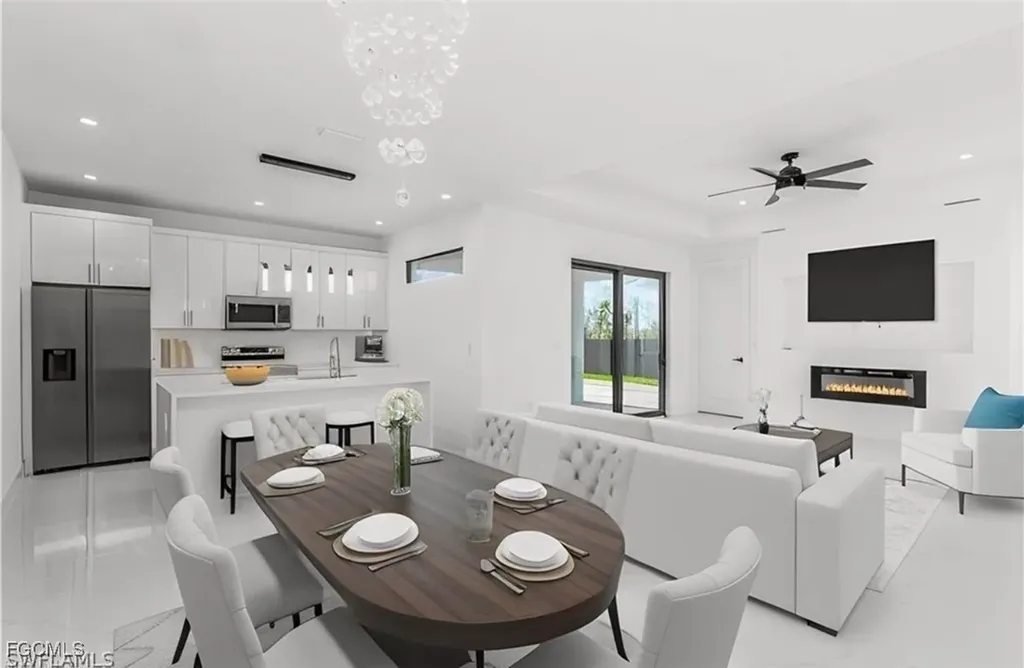 2109 El Dorado Boulevard N Cape Coral FL 33993