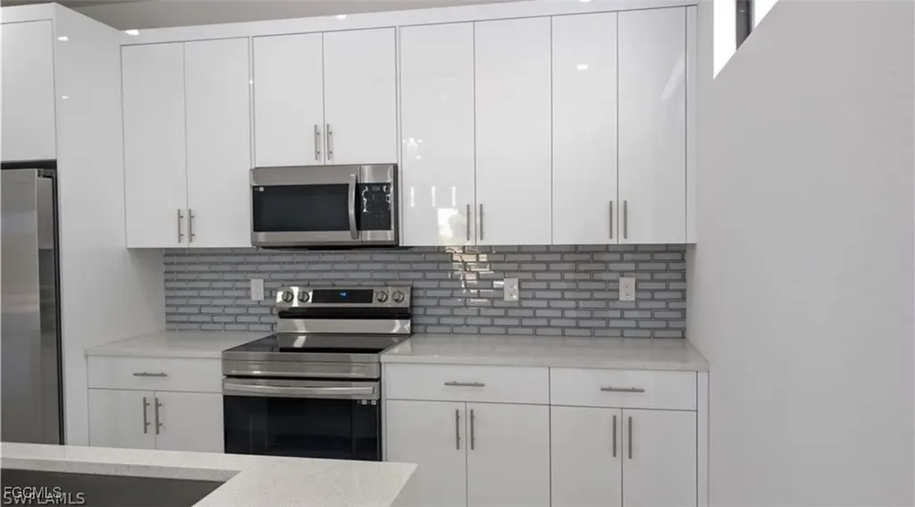 2109 El Dorado Boulevard N Cape Coral FL 33993