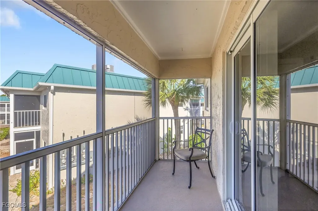 827 E Gulf Drive Sanibel FL 33957