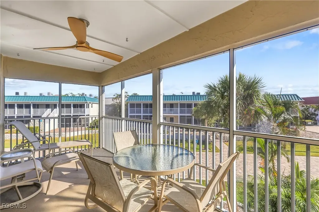 827 E Gulf Drive Sanibel FL 33957