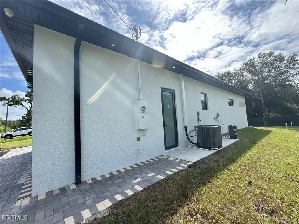 1214 Cherry Street E Lehigh Acres FL 33974