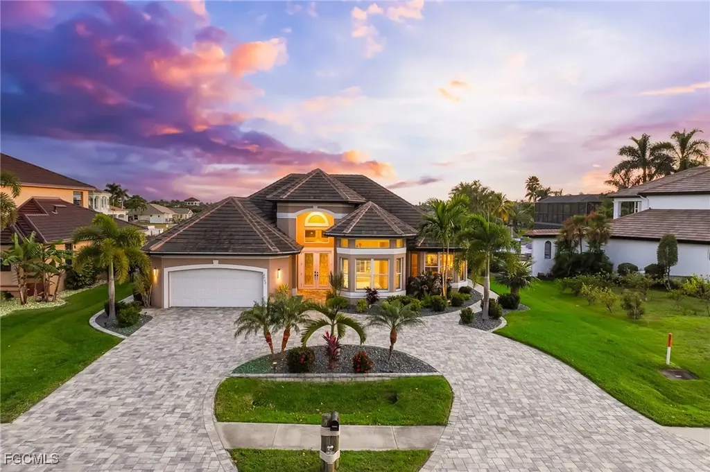 2602 Cape Coral Parkway W Cape Coral FL 33914