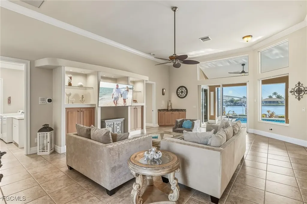 2602 Cape Coral Parkway W Cape Coral FL 33914