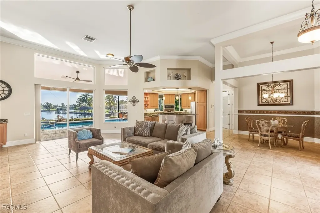 2602 Cape Coral Parkway W Cape Coral FL 33914