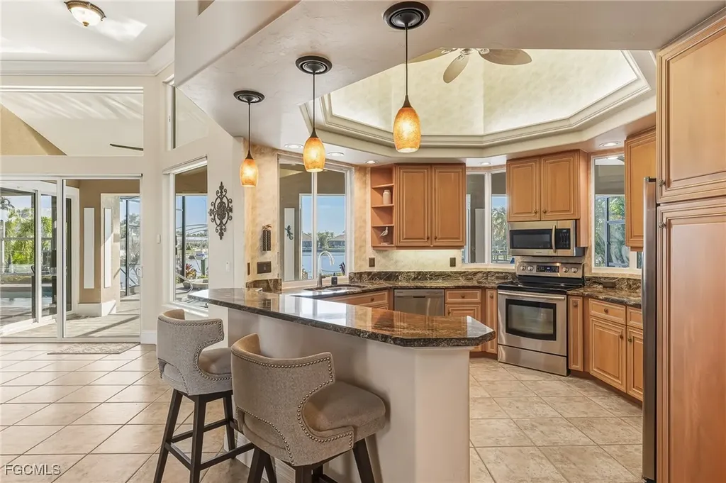 2602 Cape Coral Parkway W Cape Coral FL 33914