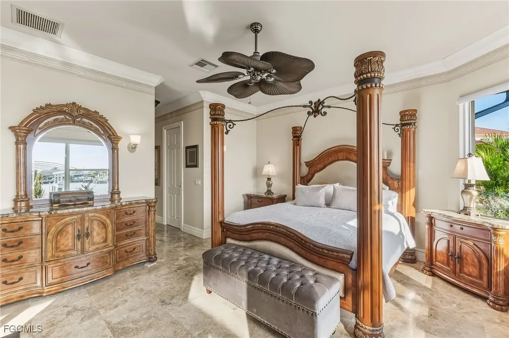 2602 Cape Coral Parkway W Cape Coral FL 33914