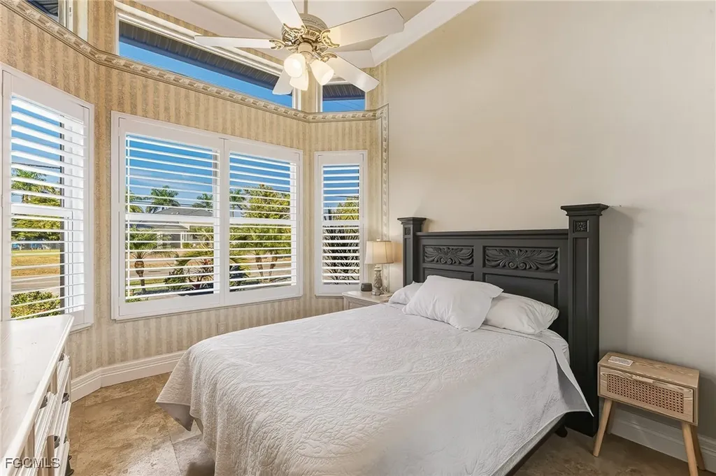 2602 Cape Coral Parkway W Cape Coral FL 33914