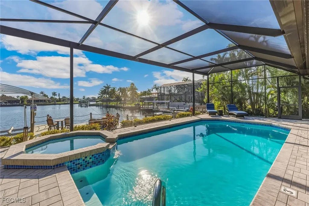 2602 Cape Coral Parkway W Cape Coral FL 33914