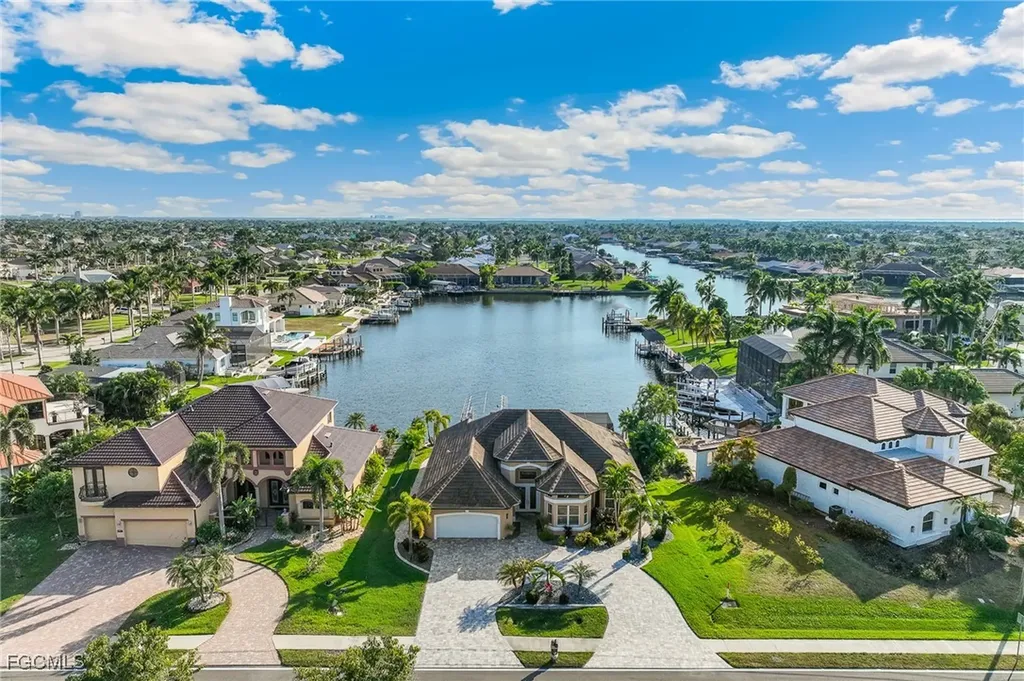 2602 Cape Coral Parkway W Cape Coral FL 33914
