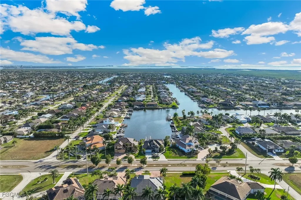 2602 Cape Coral Parkway W Cape Coral FL 33914