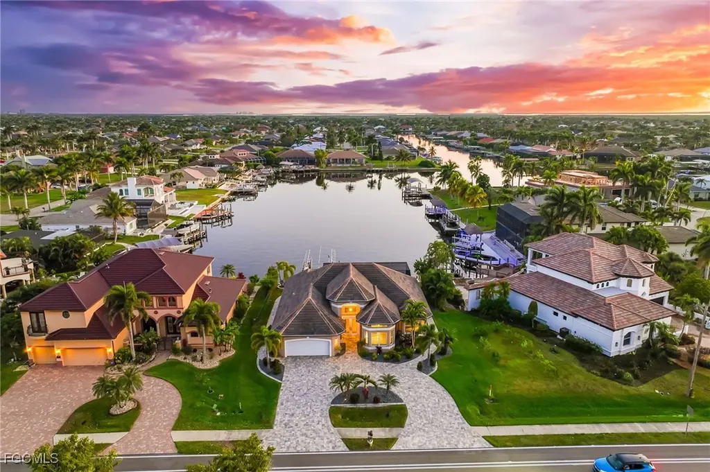 2602 Cape Coral Parkway W Cape Coral FL 33914