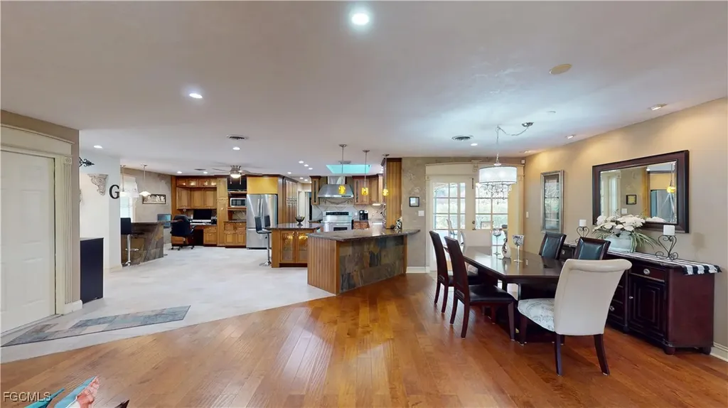 1487 Bass Lane Fort Myers FL 33919