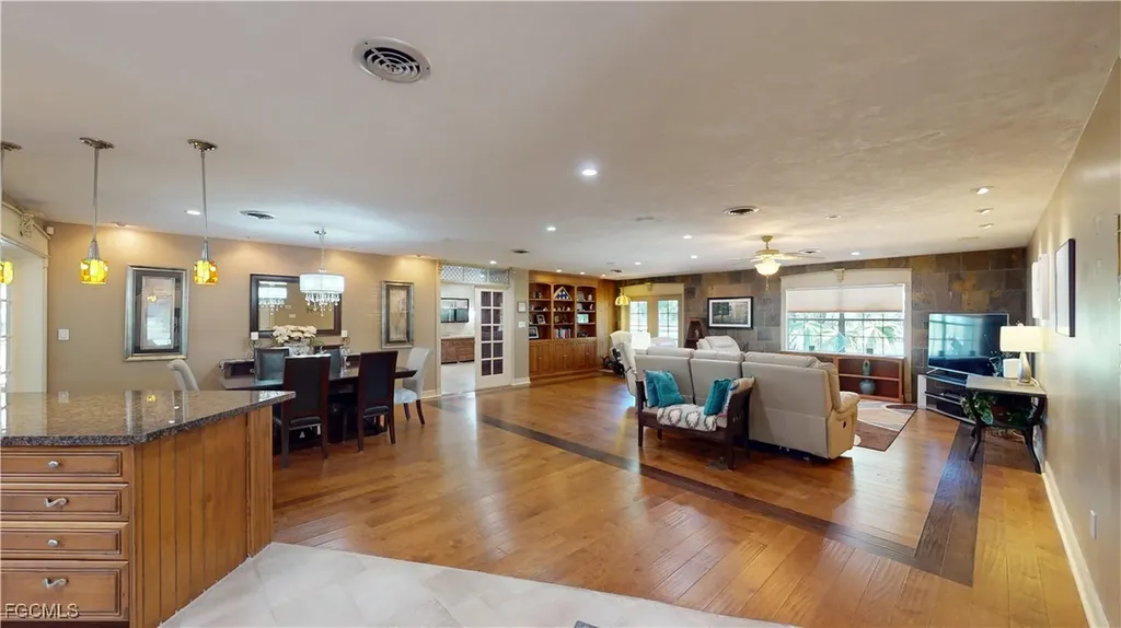 1487 Bass Lane Fort Myers FL 33919