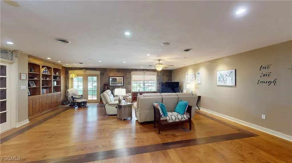 1487 Bass Lane Fort Myers FL 33919