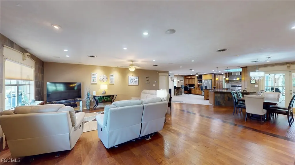 1487 Bass Lane Fort Myers FL 33919