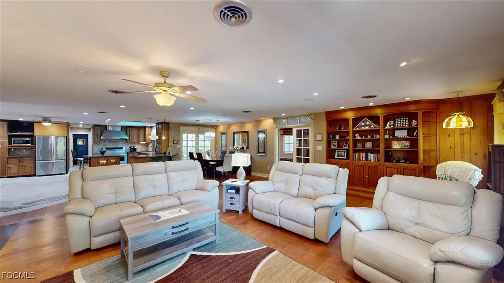 1487 Bass Lane Fort Myers FL 33919